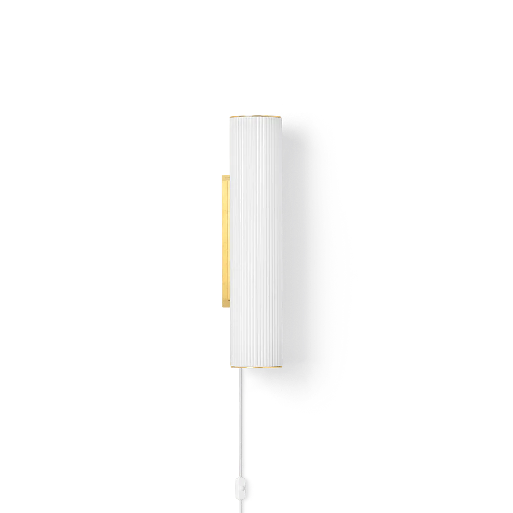 Vuelta Wall Lamp  40 - White/Brass