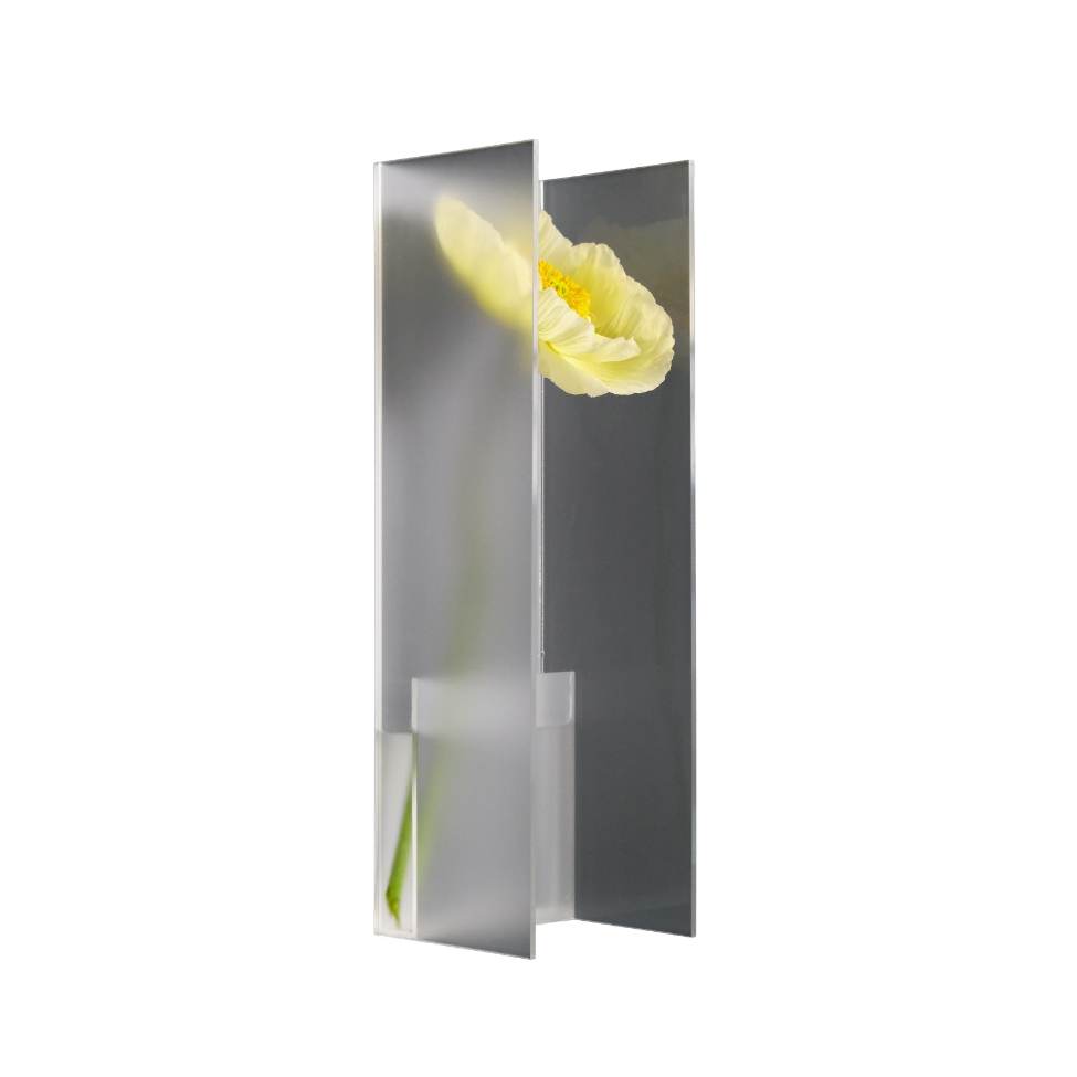 Nook Vase - Frost
