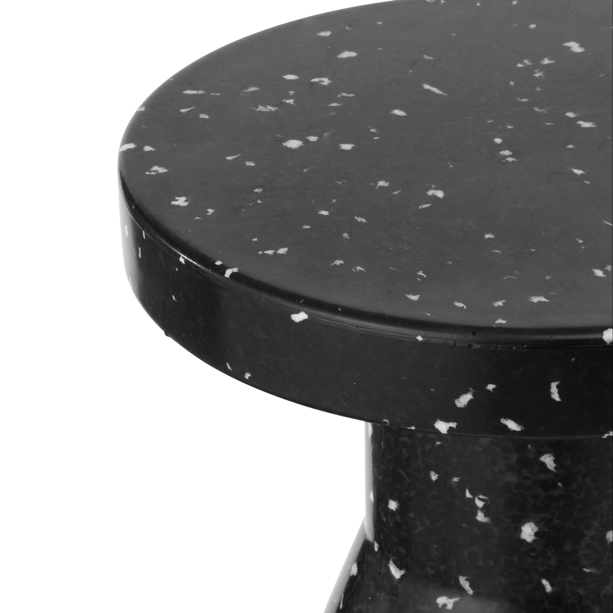 Bit Stool Cone, Black/White