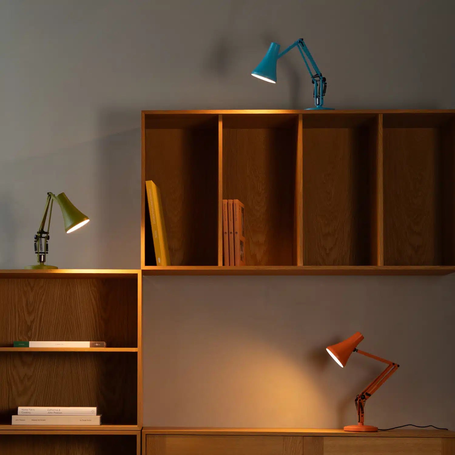 90 Mini Mini Desk Lamp, Avocado Green