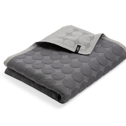 mega dot quilt, dark grey W235 x L245 cm