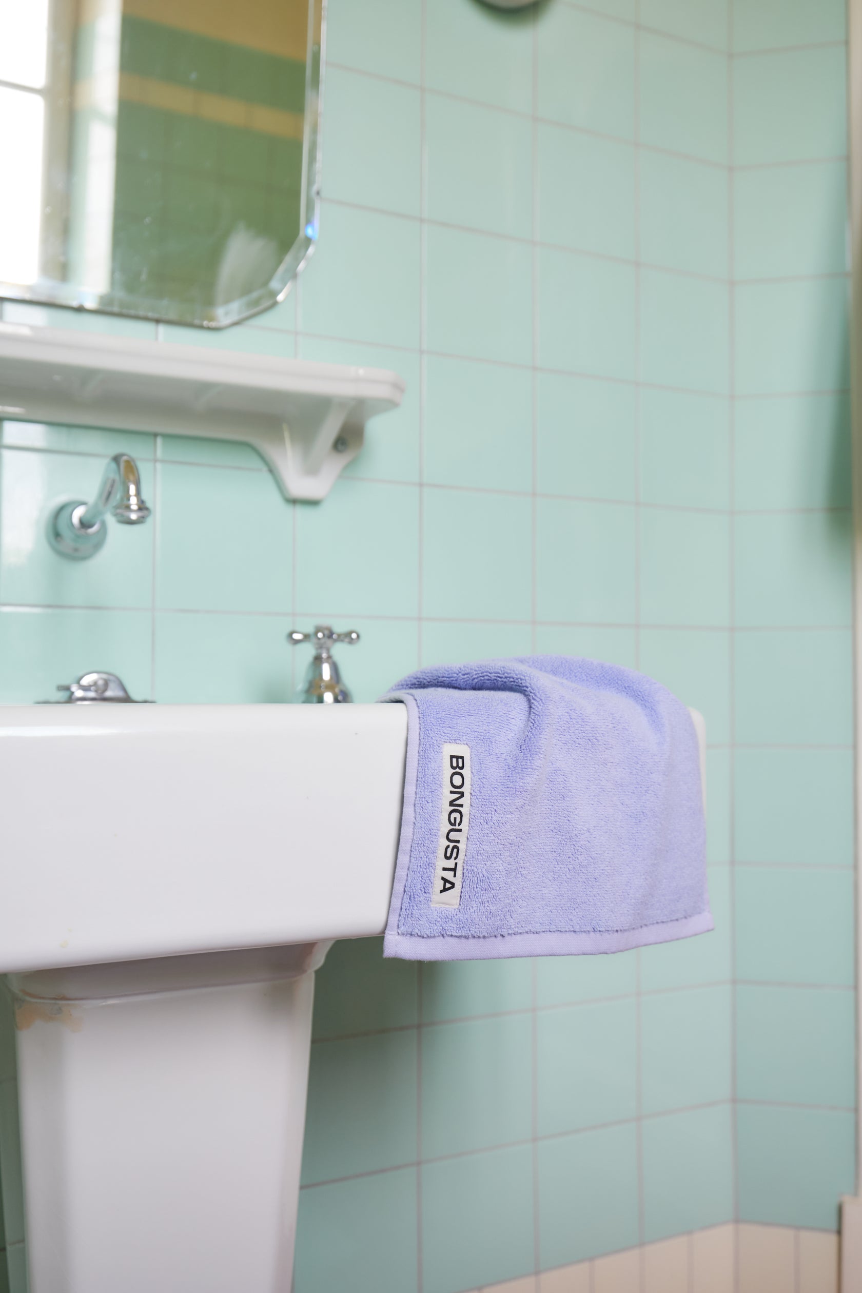 Naram Bathsheet, Lavender/Blue