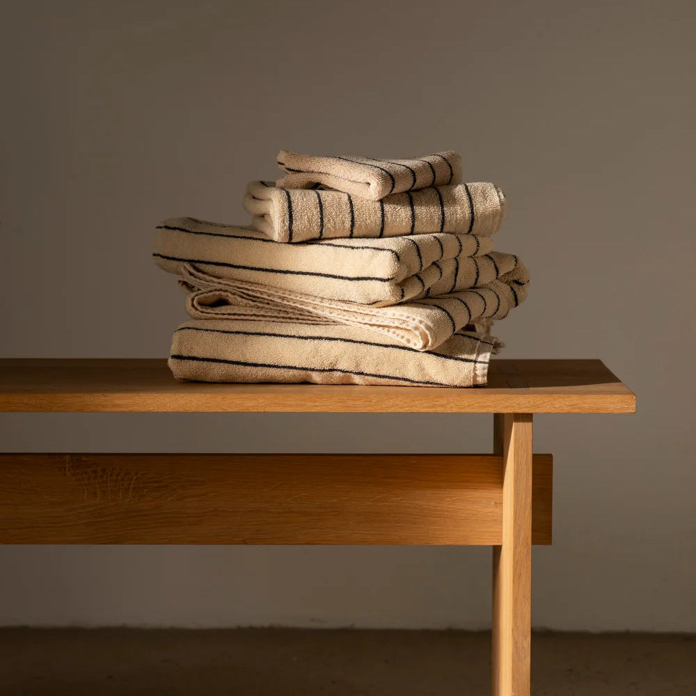 Naram Guest Towel, Camel/Ultramarine