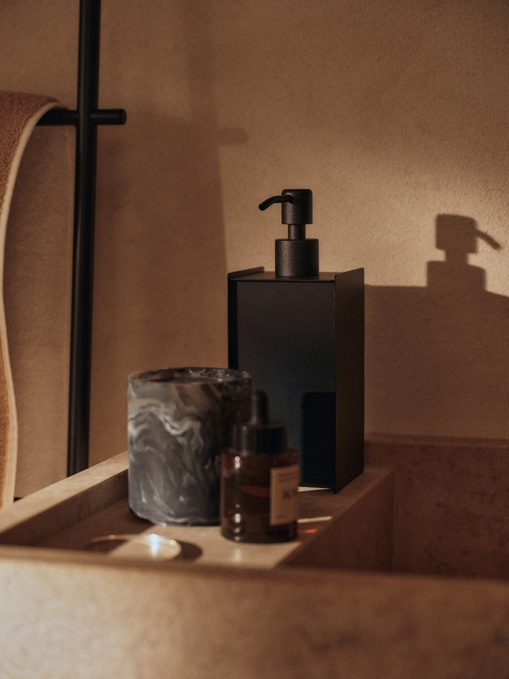 Sama Soap Dispenser, Black