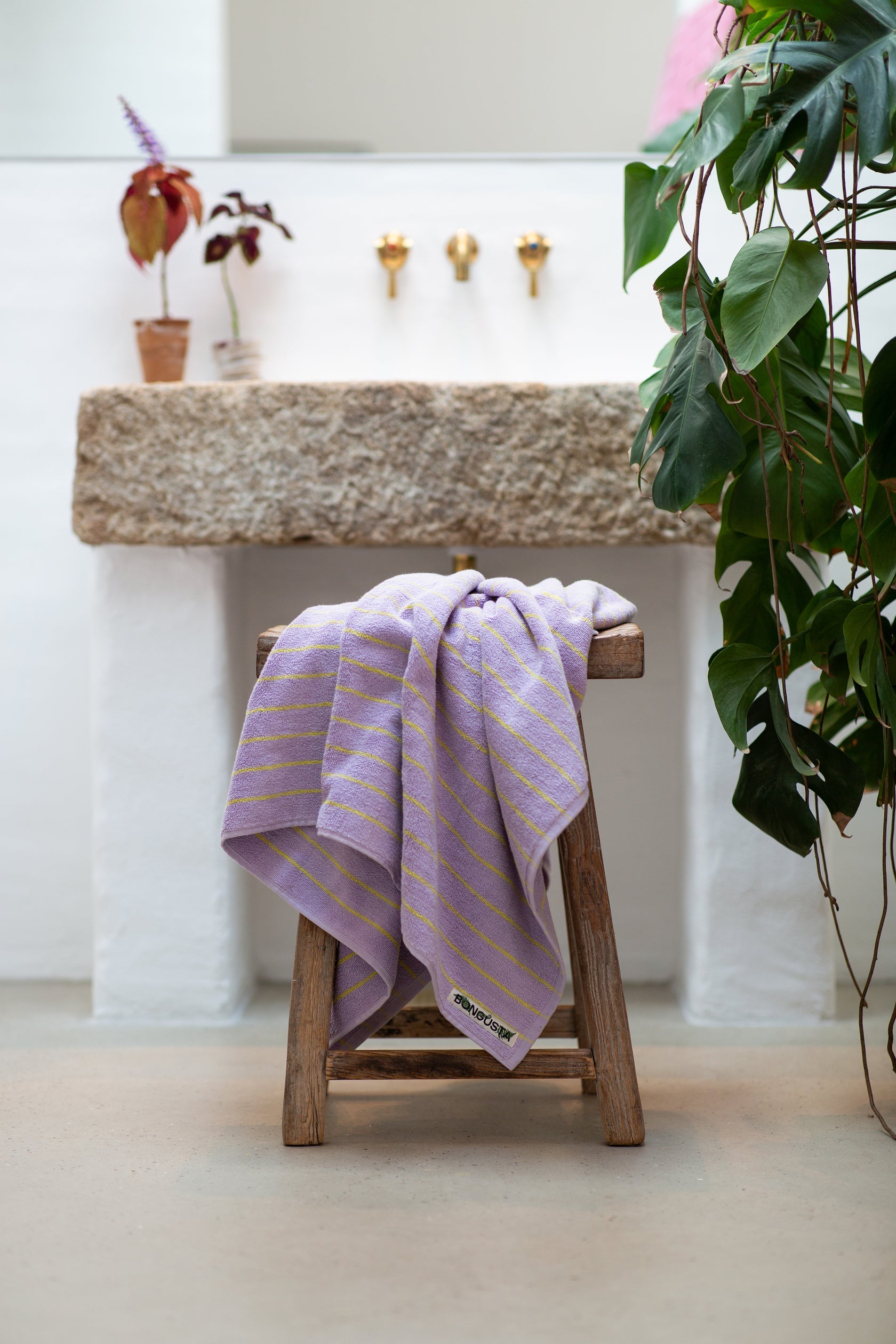 Naram Hand Towel, Lilac/Neon Yellow