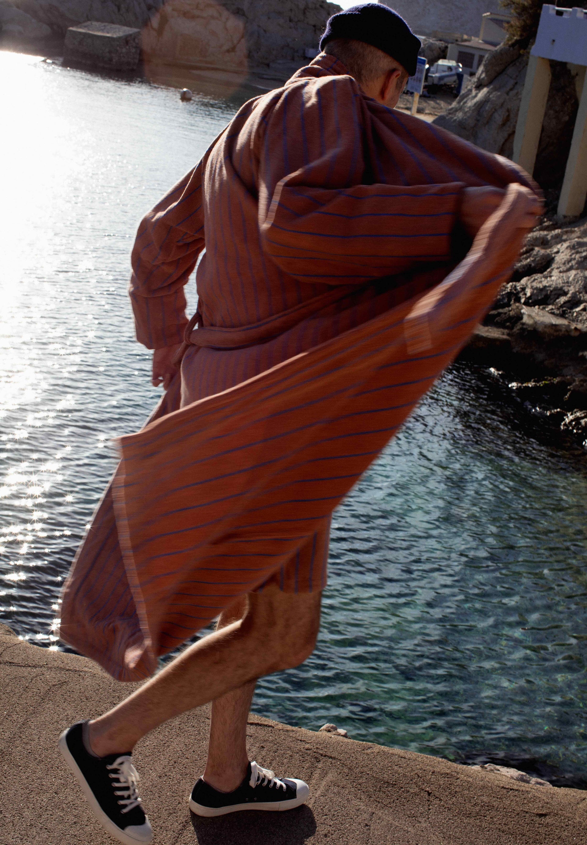 Naram Bathrobe, Camel/Ultramarine