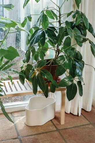 Riihitie Plant Pot, Shape A, Large White