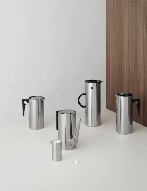 Arne Jacobsen Jug With Icelip, 67.6 oz