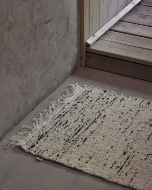 MK Birch rug, 2'x3'