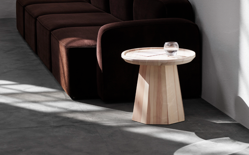 Pine Table Small, Dark Grey