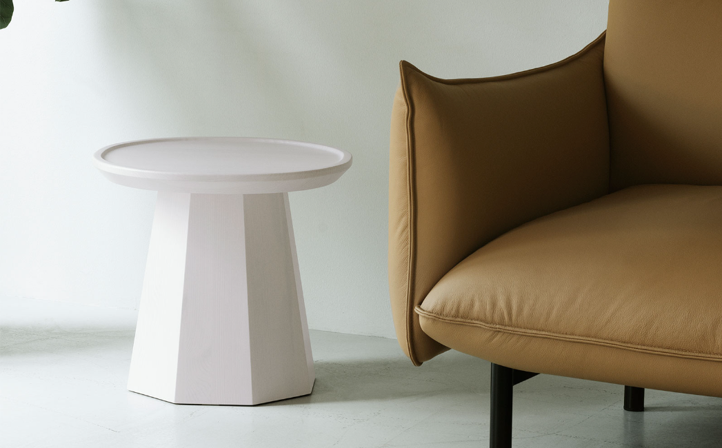 Pine Table Small, Dark Grey