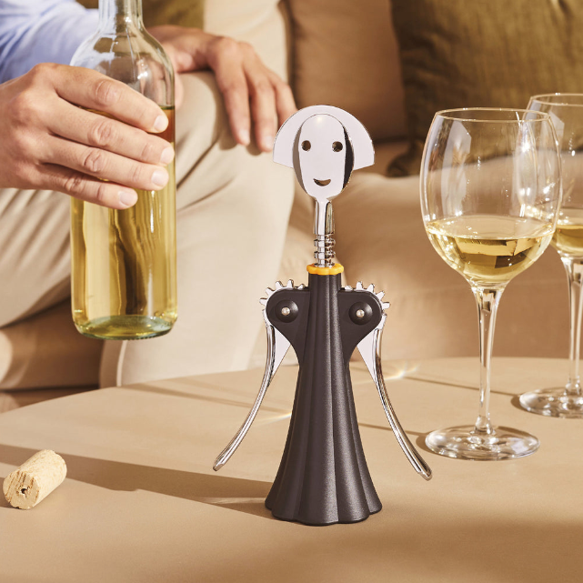 Anna G Corkscrew, Black