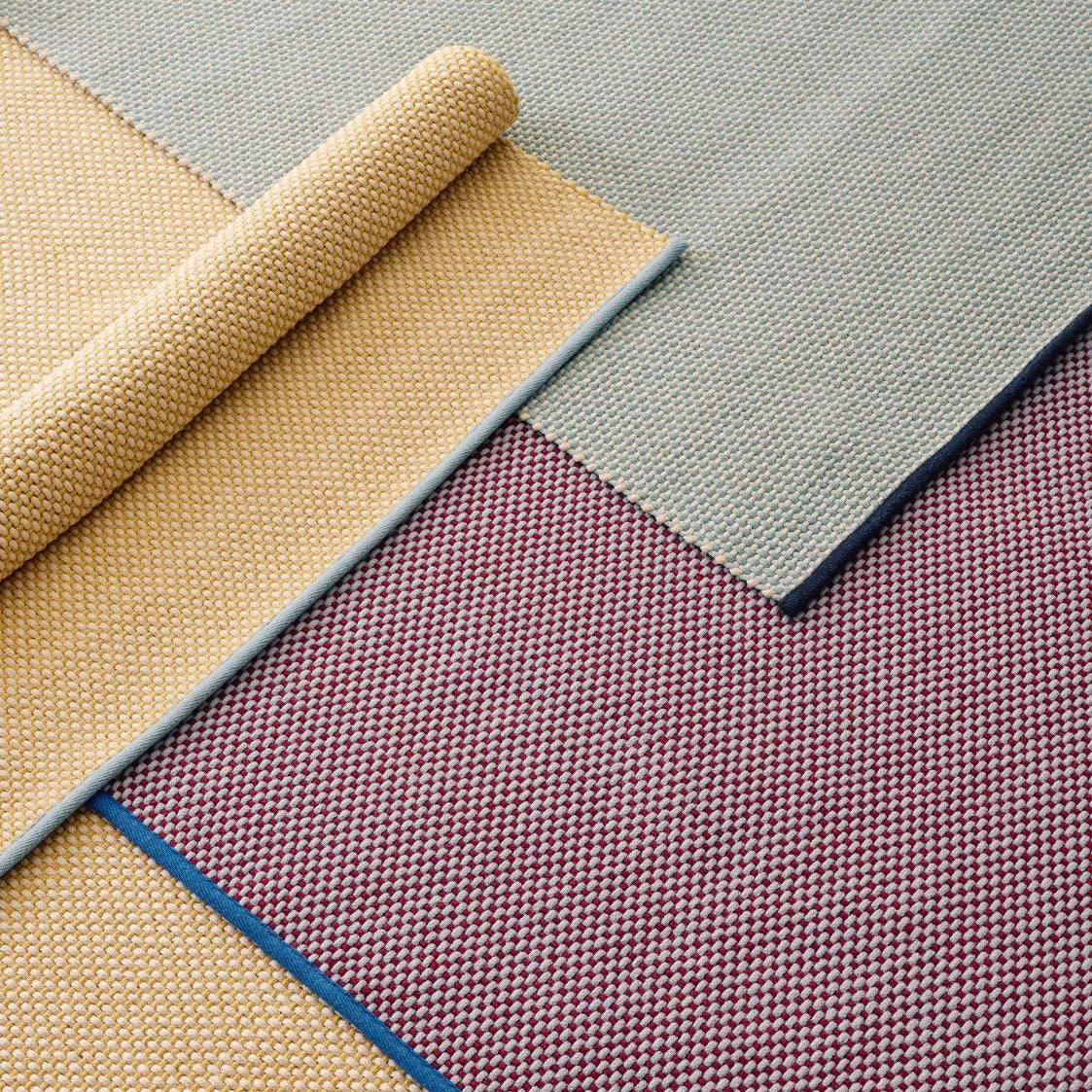 3 Colour Rug, Soft Turquoise, 140 x 200 cm
