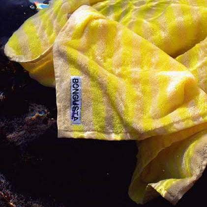 Naram Bath Towel, Pristine/Neon Yellow