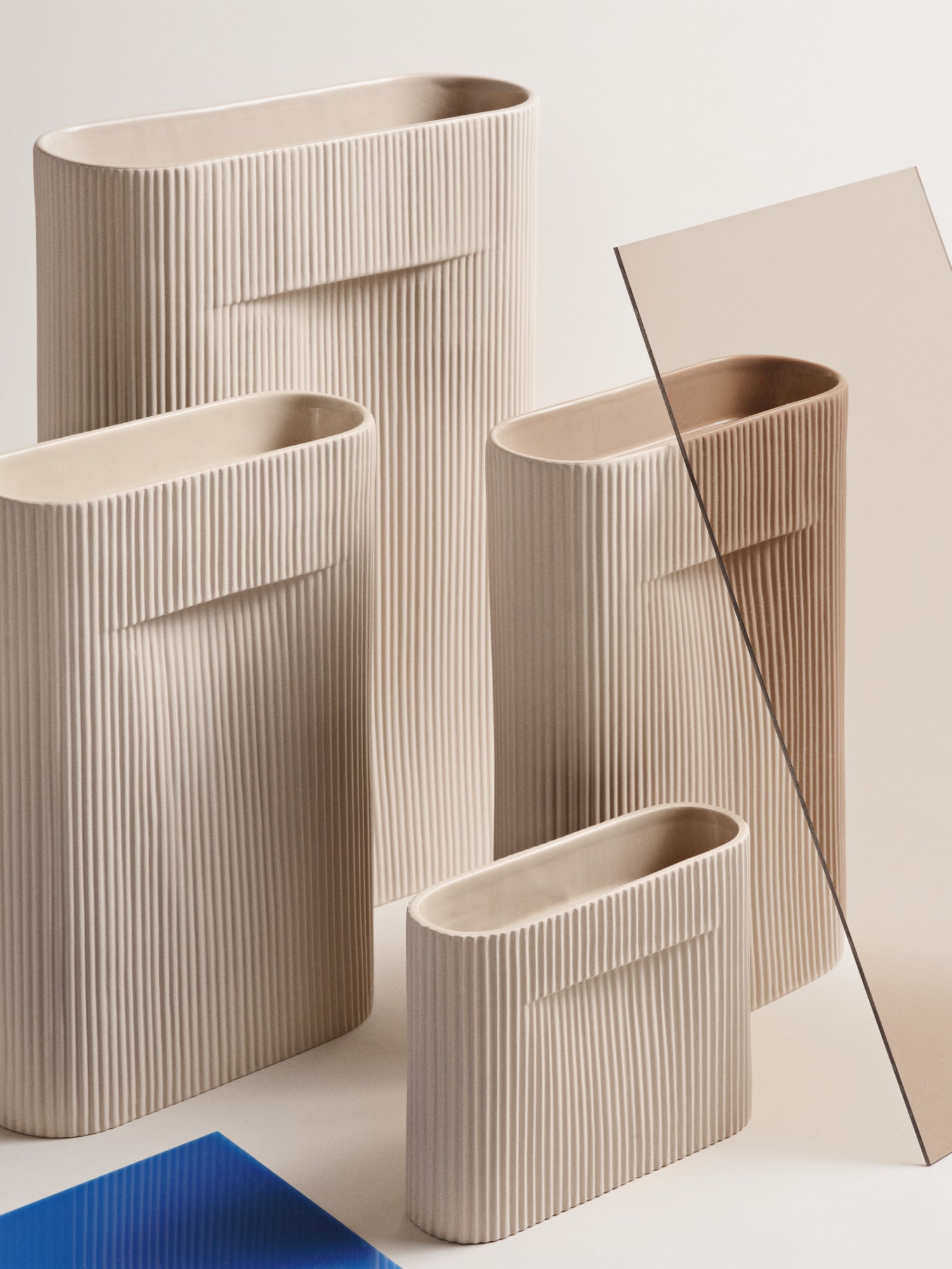 Ridge Vase, Beige, 6.7"