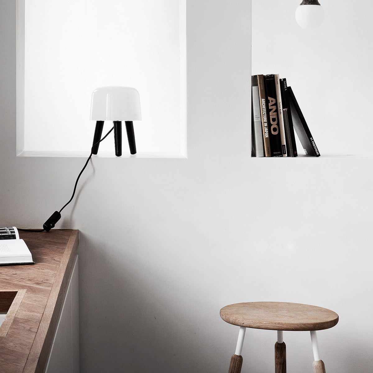 Raft Stool NA3- White