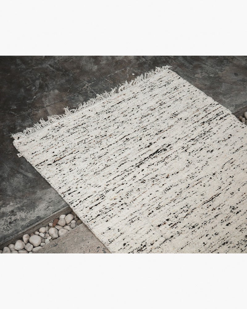 MK Birch Carpet, 4'6" x 6'9"