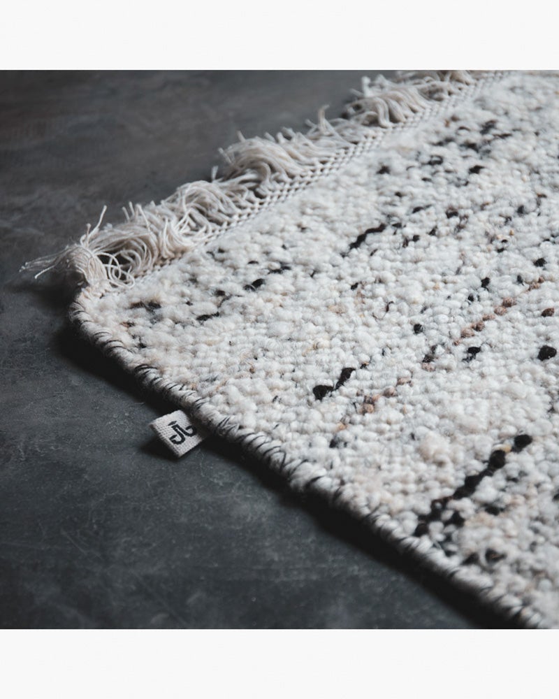 MK Birch Carpet, 4'6" x 6'9"