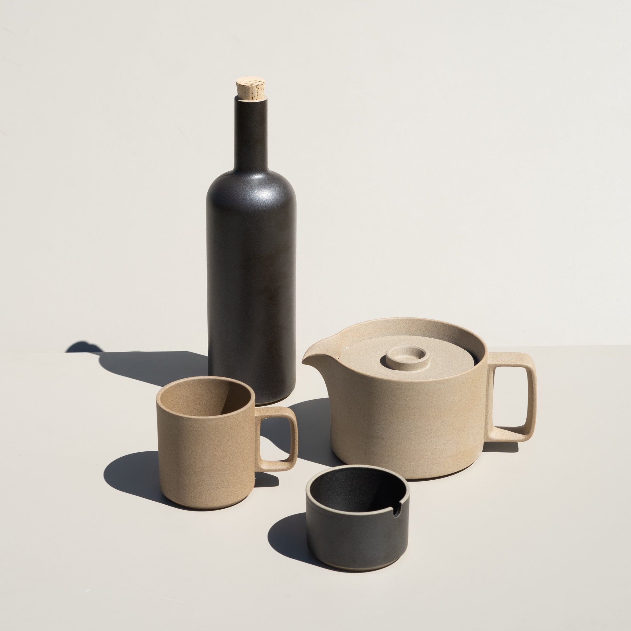Hasami Porcelain Bottle, Black