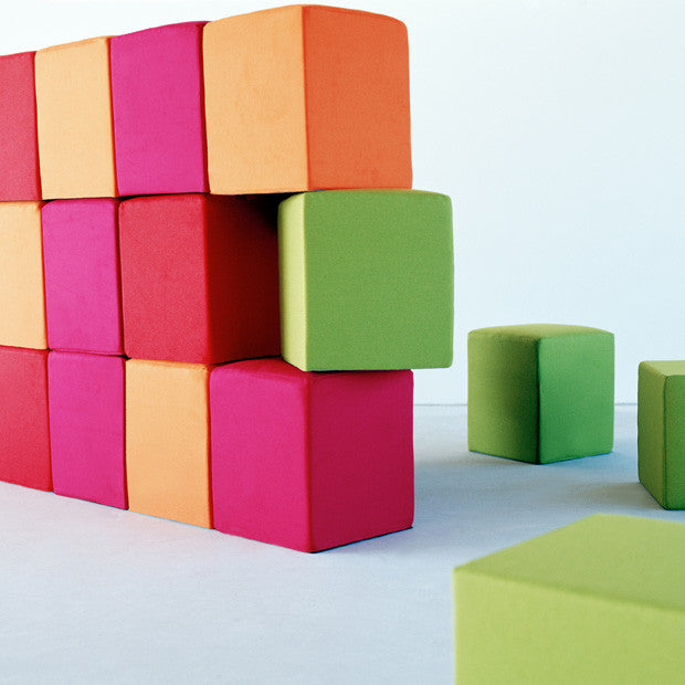 SPACE, Pouf, 629 violet, Felt