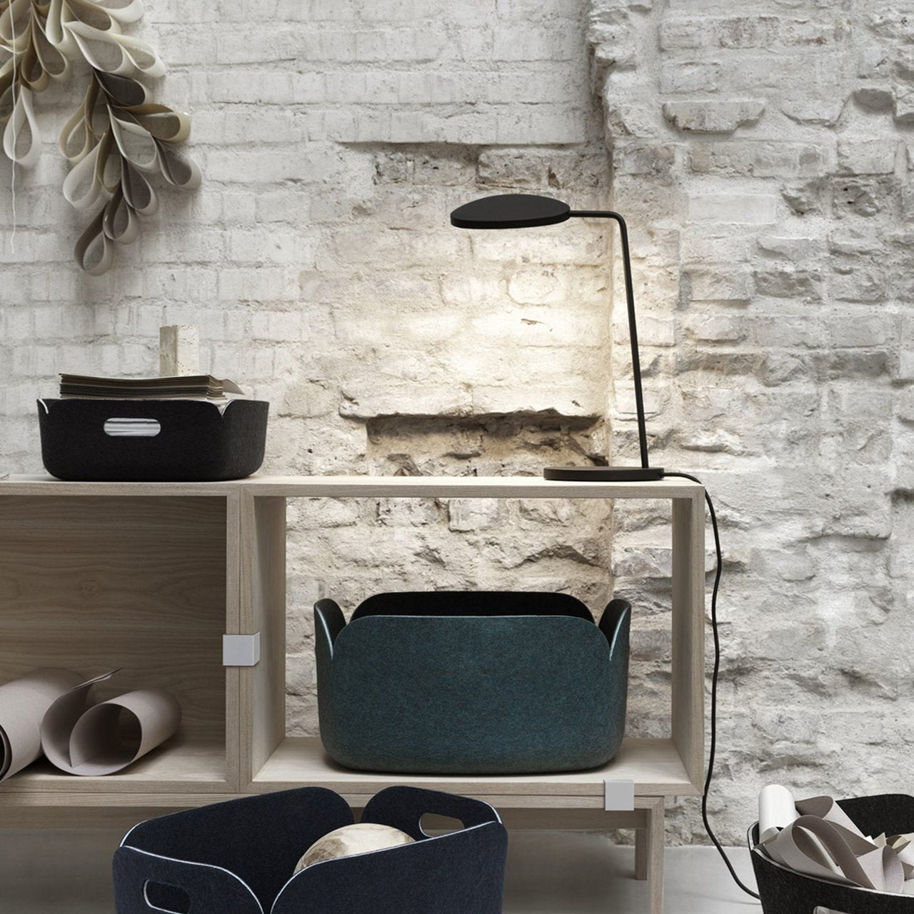 Leaf Table Lamp, Dark Green