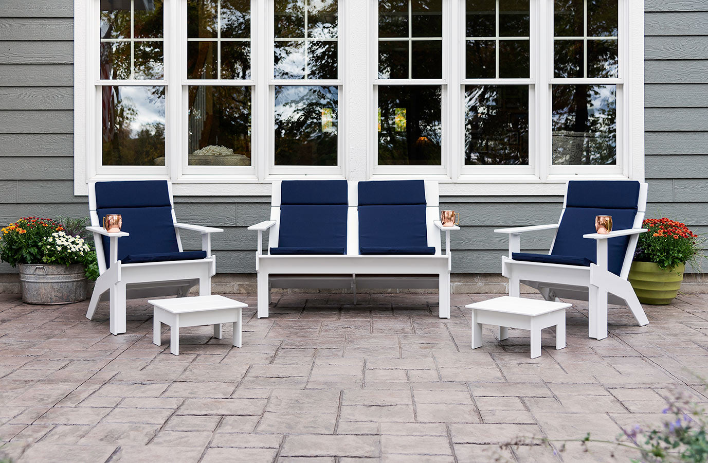 Lollygagger Sofa, Cloud White